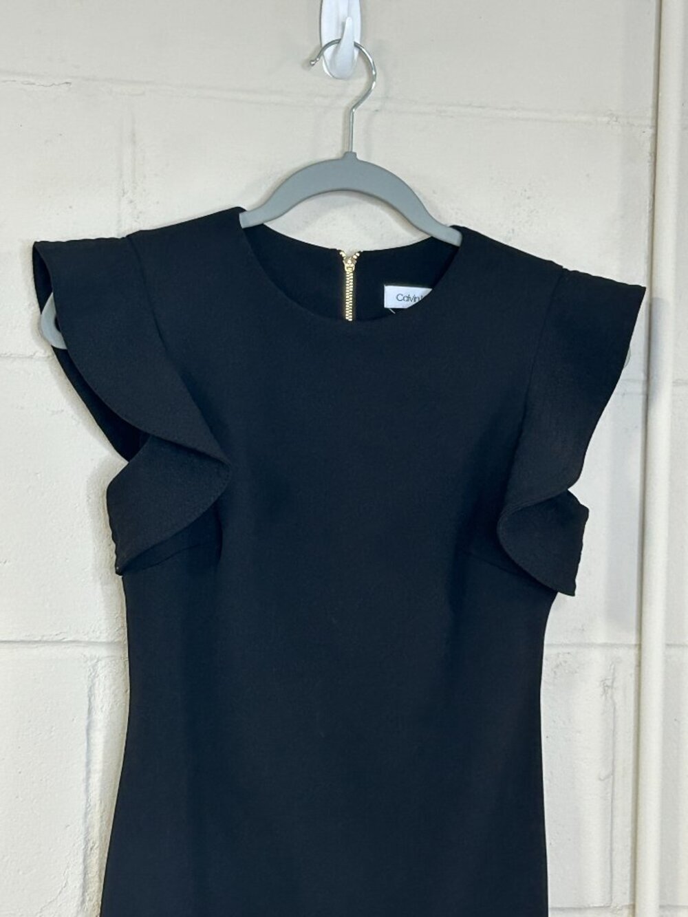 Calvin Klein Dress Womens Size 2 Flutter Sleeve Classic Black Sheath Cocktail - Picture 3 of 8